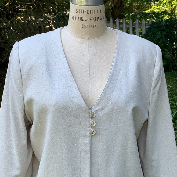 Angela Mark Cream Raw Silk Jacket & Matching Pants - Picture 5 of 16